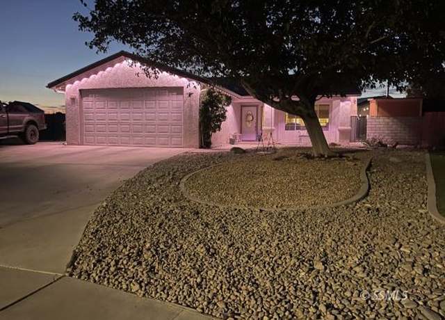 Property at 1132 Briarwood Ave, Ridgecrest, CA 93555, 4 beds, 3 baths
