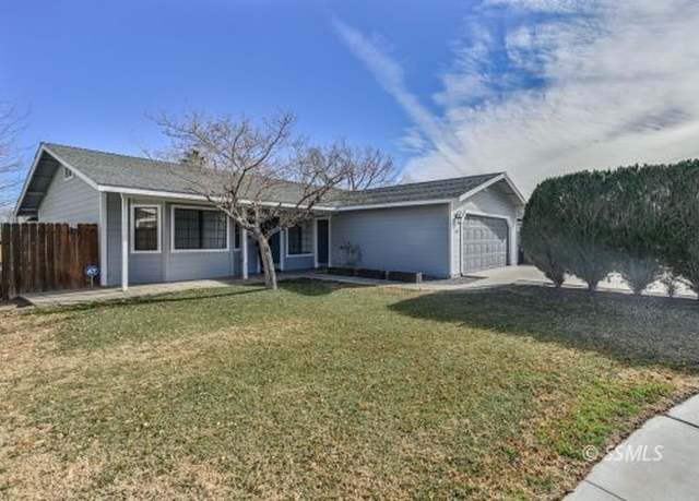 Property at 608 Glen Ct, Ridgecrest, CA 93555, 3 beds, 2 baths