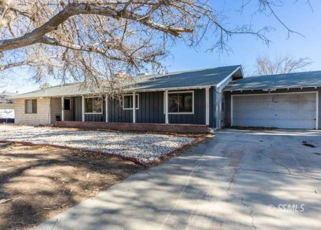 Property at 1260 Wayne St, Ridgecrest, CA 93555, 3 beds, 2 baths