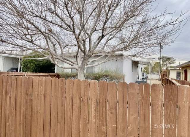 Property at 821 W Reeves Ave, Ridgecrest, CA 93555, 2 beds, 2 baths