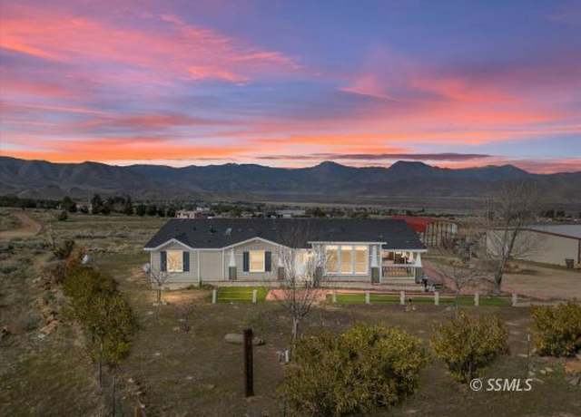 Property at 4131 Brooks Rd, Weldon, CA 93283, 3 beds, 2.5 baths