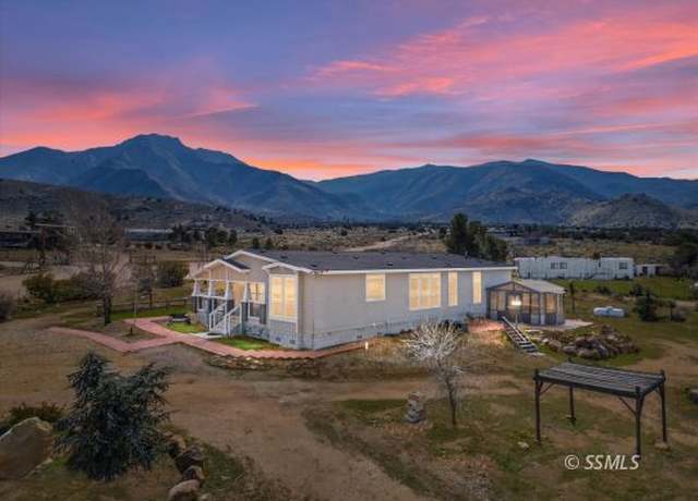 Property at 4131 Brooks Rd, Weldon, CA 93283, 3 beds, 2.5 baths