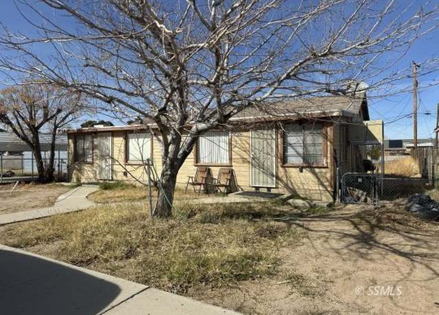 Property at 304 Panamint Ave, Ridgecrest, CA 93555, 2 beds, 2 baths