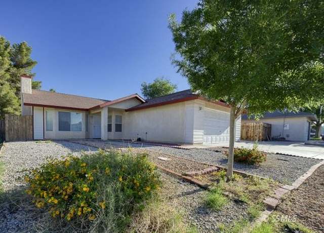 Property at 425 Dewalt Ave, Ridgecrest, CA 93555, 4 beds, 3 baths