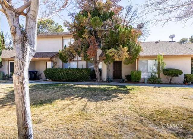 Property at 1004 Peg St, Ridgecrest, CA 93555, 2 beds, 1.5 baths