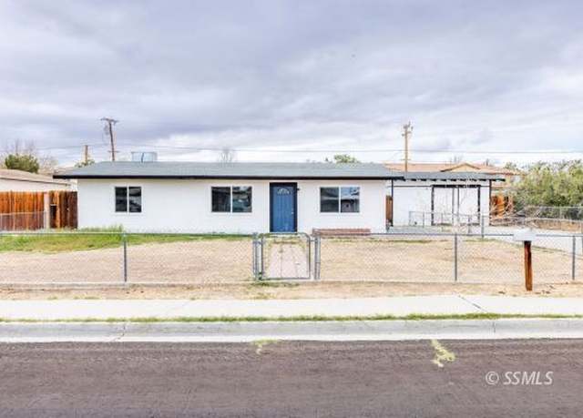 Property at 341 S Gordon St, Ridgecrest, CA 93555, 3 beds, 1 bath