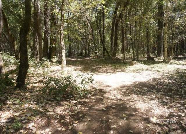 Property at 800 Suzy Q Rd, Hawkins Bar, CA 95527