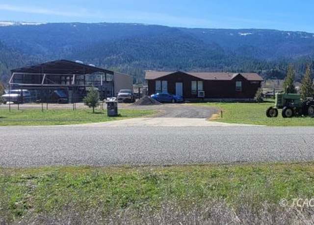 Property at 231 Garrett Rd, Hyampom, CA 96046, 3 beds, 2 baths