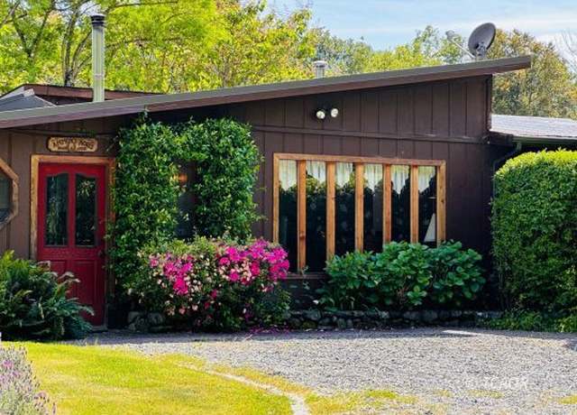 Property at 59 Jade Ln, Salyer, CA 95563, 3 beds, 2 baths