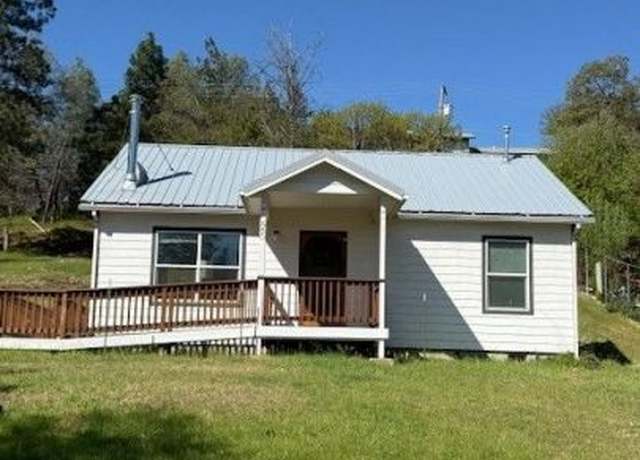 Property at 450 Oregon St, Weaverville, CA 96093, 2 beds, 2 baths