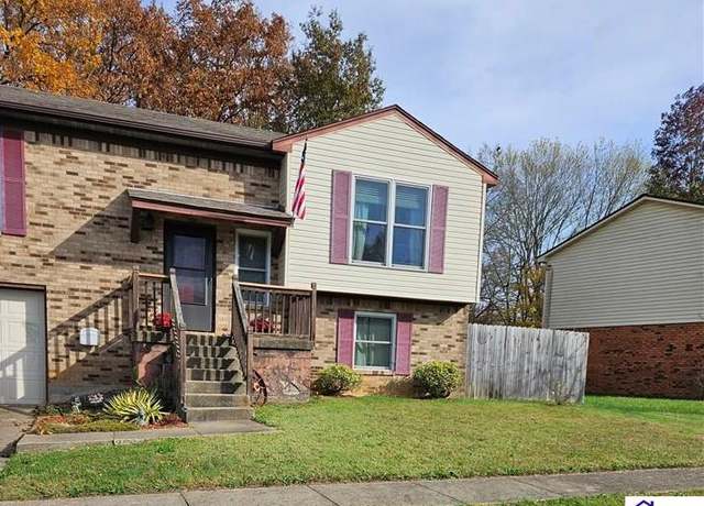 Property at 1022 Scenic Dr, Radcliff, KY 40160, 4 beds, 2.5 baths