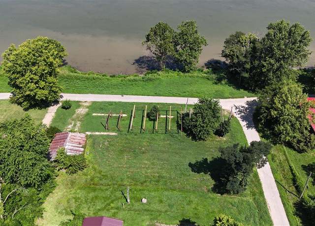 Property at 109 Locust St, Cloverport, KY 40111