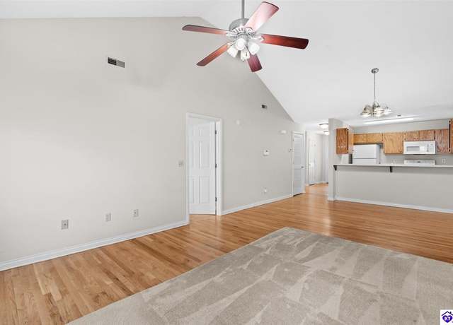 Property at 100 A Almondwood Cir, Elizabethtown, KY 42701, 2 beds, 2 baths