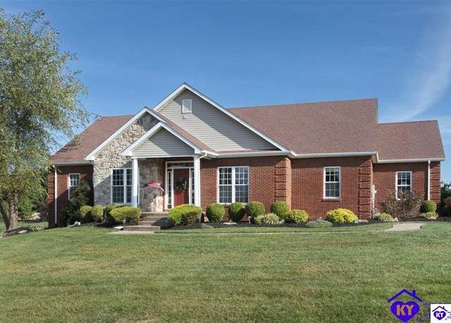 Property at 218 Andover Dr, Glendale, KY 42740, 5 beds, 3 baths