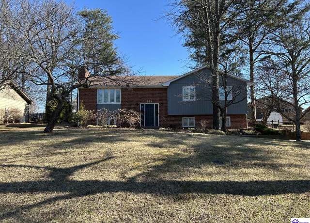 Property at 305 Redbud Dr, Elizabethtown, KY 42701, 3 beds, 3 baths