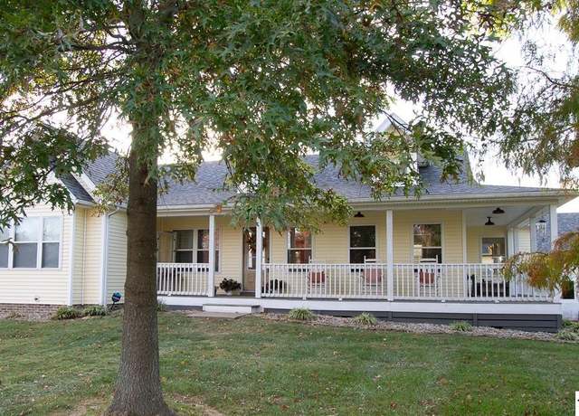 Property at 571 Roundtop Rd, Elizabethtown, KY 42701, 3 beds, 2 baths