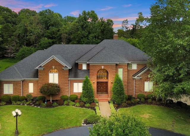 Property at 224 Ravenswood Dr, Elizabethtown, KY 42701, 5 beds, 5.5 baths