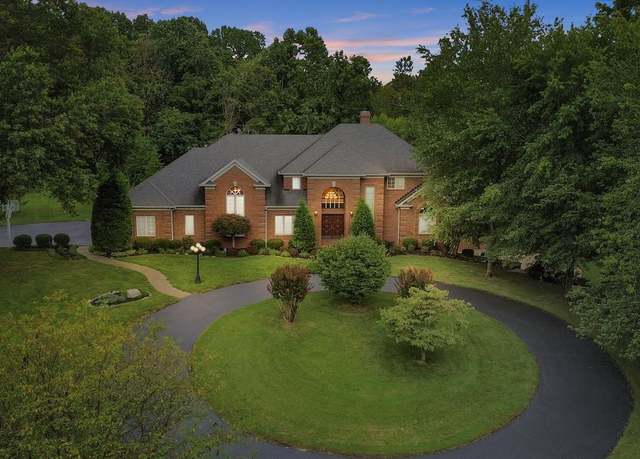 Property at 224 Ravenswood Dr, Elizabethtown, KY 42701, 5 beds, 5.5 baths