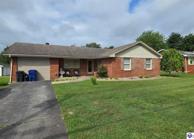 Property at 209 Ingram Ave, Campbellsville, KY 42718, 2 beds, 1.5 baths