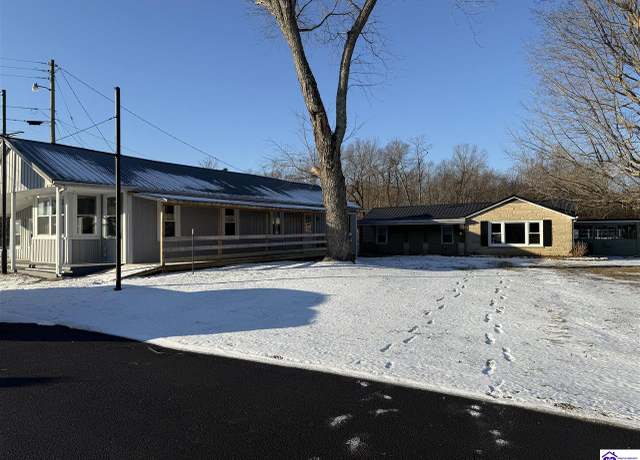 Property at 2691 & 2695 Lincoln Farm Rd, Hodgenville, KY 42748, 3 beds, 2 baths
