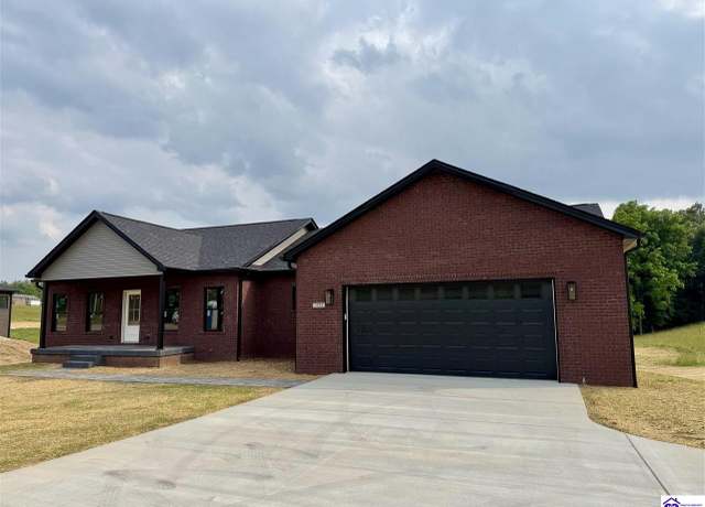 Property at 3723 Rineyville Rd, Elizabethtown, KY 42701, 4 beds, 3 baths