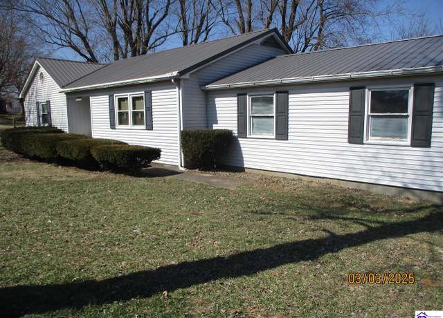 Property at 9728 Leitchfield Rd, Cecilia, KY 42724, 3 beds, 1 bath