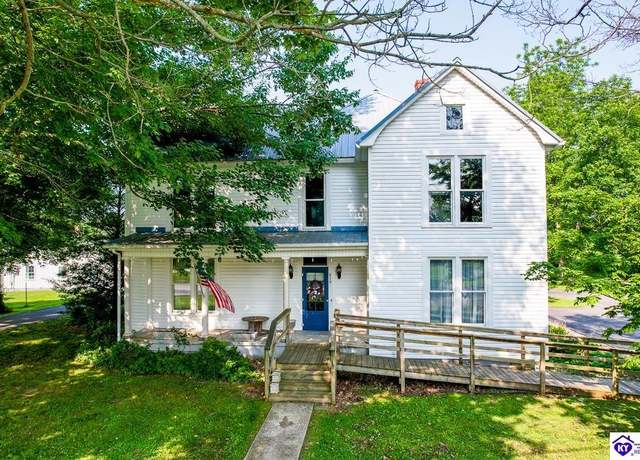 Property at 618 S Lincoln Blvd, Hodgenville, KY 42748, 3 beds, 2 baths