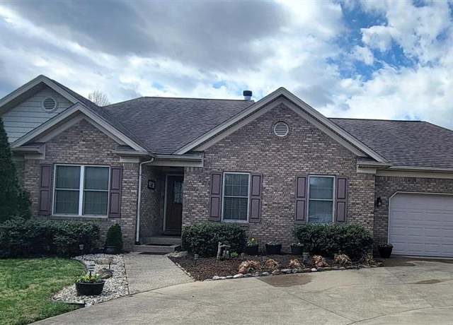 Property at 564 Charlemagne Blvd, Elizabethtown, KY 42701, 3 beds, 2 baths