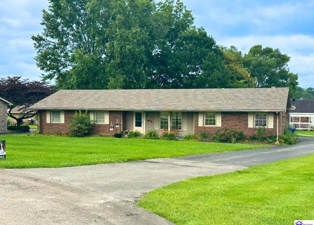 Property at 105 Tammie Trl, Campbellsville, KY 42718, 3 beds, 2 baths