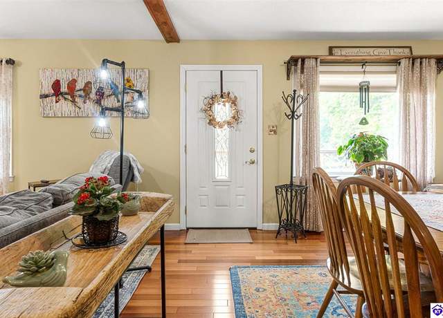 Property at 500 Harcourt Rd, Glendale, KY 42740, 2 beds, 1.5 baths