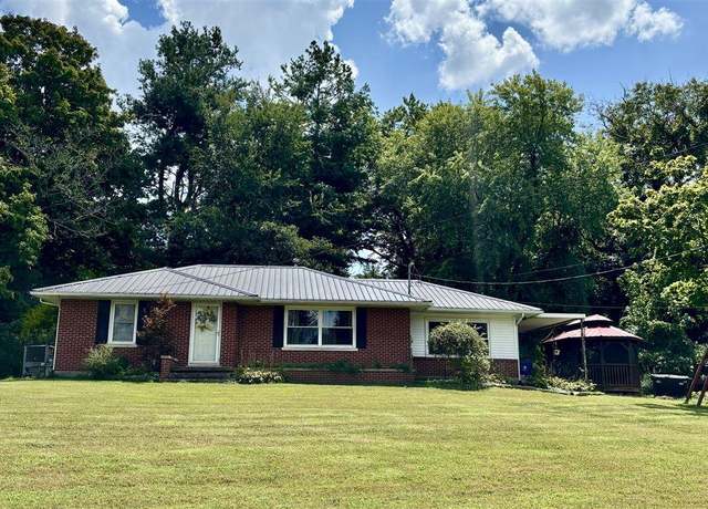 Property at 1805 Old Hodgenville Rd, Campbellsville, KY 42718, 3 beds, 1 bath