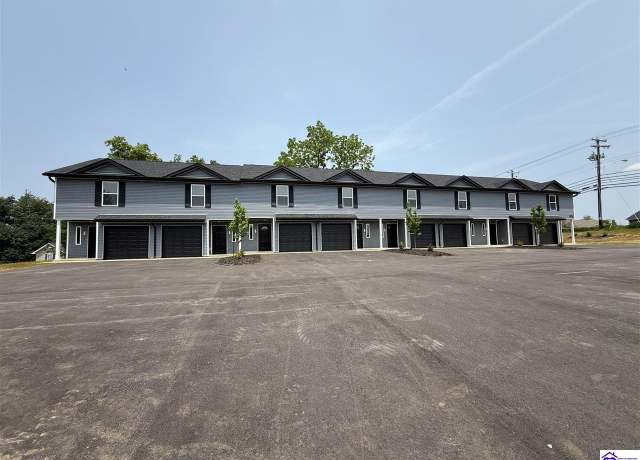 Property at 1202 Woodland Dr, Elizabethtown, KY 42701, 2 beds, 2.5 baths
