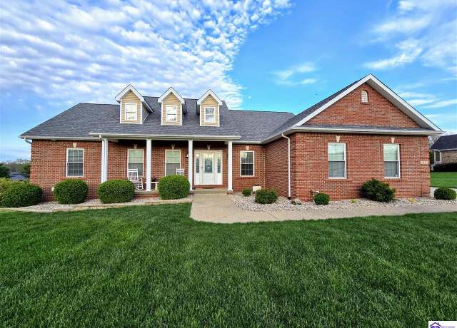 Property at 95 Saddlebrook Dr, Elizabethtown, KY 42701, 3 beds, 4 baths