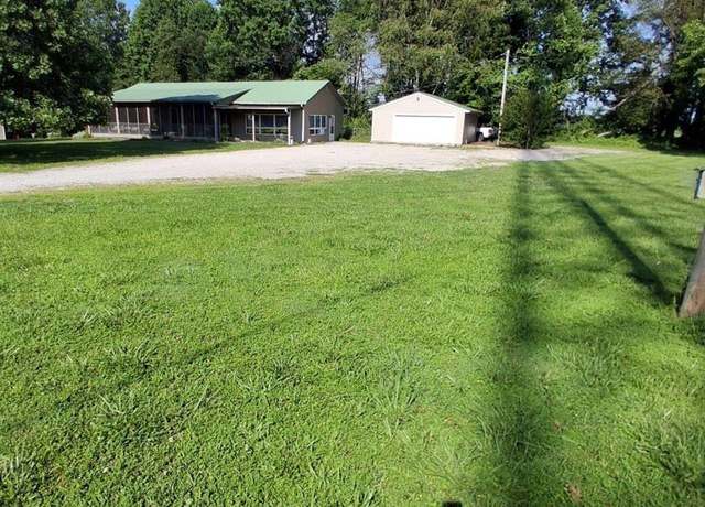 Property at 807 Stray Winds Rd, Campbellsville, KY 42718, 3 beds, 1.5 baths