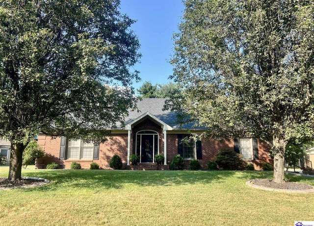 Property at 306 Edgewood Dr, Bardstown, KY 40004, 3 beds, 1.5 baths