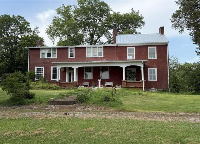 Property at 113 Graham Ct, Greensburg, KY 42743, 3 beds, 2 baths