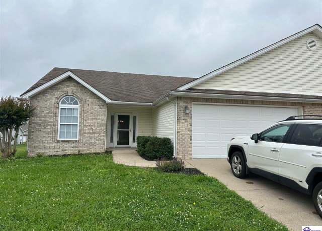 Property at 105 Mcintosh Dr, Elizabethtown, KY 42701, 3 beds, 2 baths
