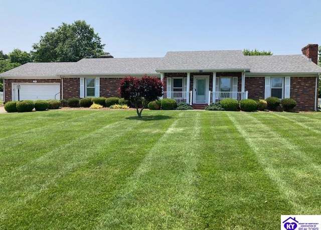 Property at 108 White Oak Dr, Elizabethtown, KY 42701, 3 beds, 2 baths