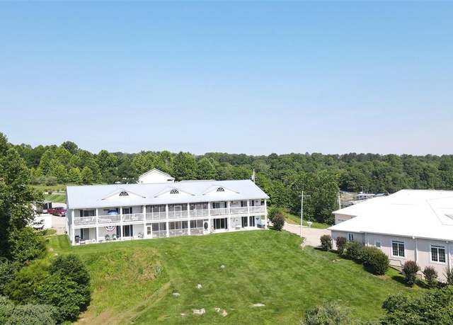 Property at 118 Lookout Dr, Brandenburg, KY 40108, 2 beds, 2 baths