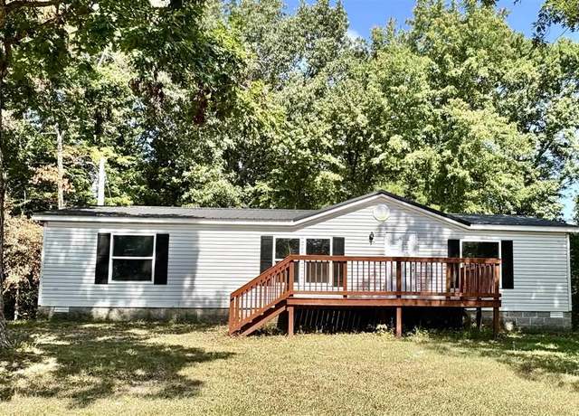 Property at 1587 New Hope Rd, Greensburg, KY 42743, 3 beds, 2 baths