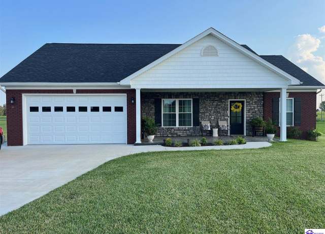 Property at 5811 Campbellsville Rd, Hodgenville, KY 42748, 3 beds, 2 baths