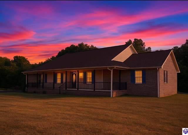 Property at 275 Stewarts Ln, Campbellsville, KY 42718, 4 beds, 3 baths