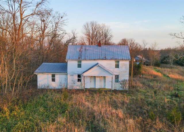 Property at 4604 Summersville Rd, Campbellsville, KY 42718, 4 beds, 1 bath