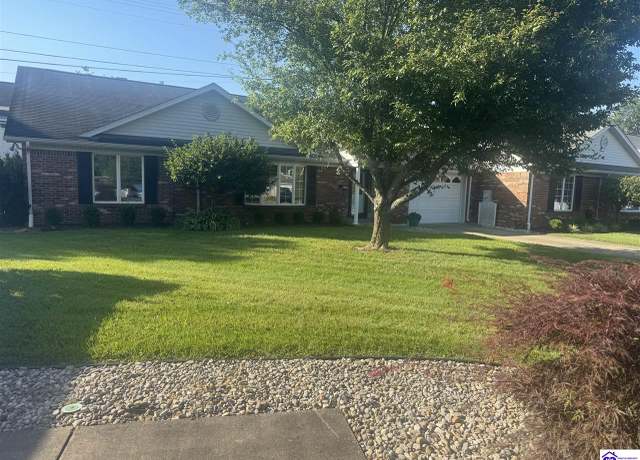 Property at 108 B Mt Vernon Ct, Elizabethtown, KY 42701, 2 beds, 1.5 baths