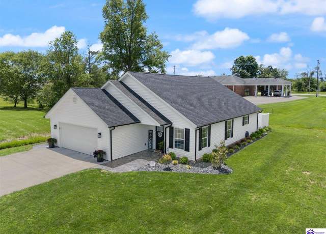 Property at 103 Plumpurdy Dr, Hodgenville, KY 42748, 3 beds, 2 baths