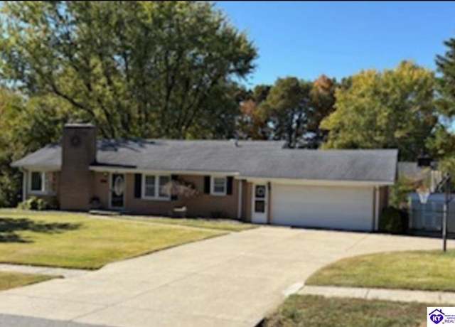 Property at 114 Commanche Dr, Elizabethtown, KY 42701, 4 beds, 2 baths