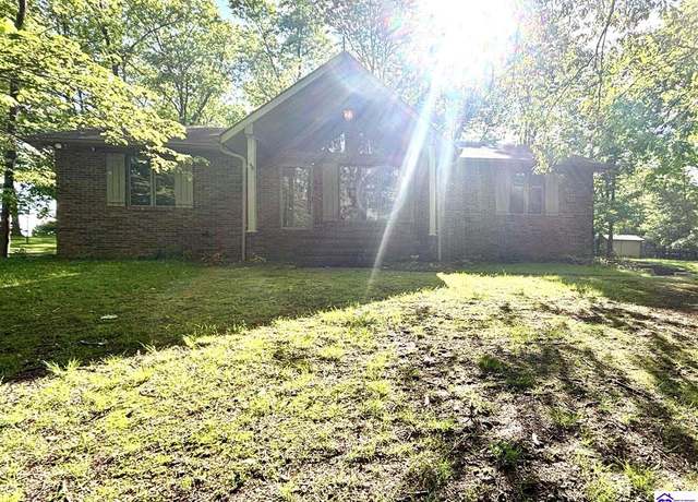Property at 76 Hearon Rd, Campbellsville, KY 42718, 3 beds, 2 baths