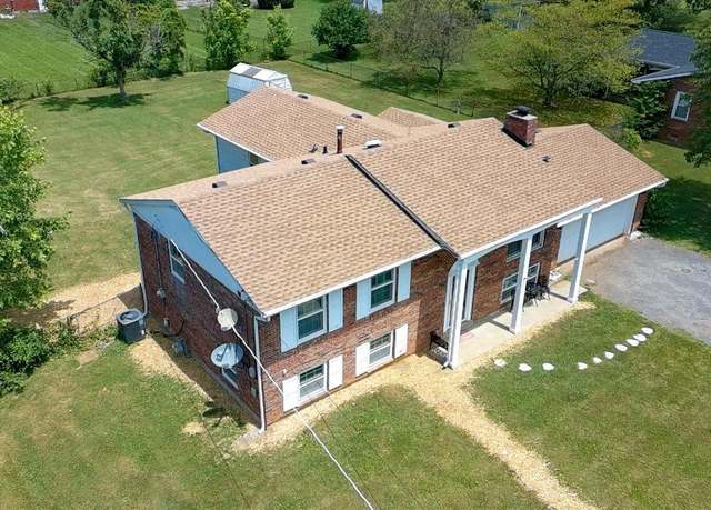 Property at 825 Crocus Dr, Radcliff, KY 40160, 4 beds, 1.5 baths