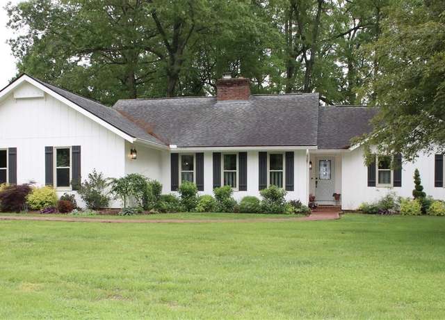 Property at 108 Wellington Park, Campbellsville, KY 42718, 3 beds, 2 baths