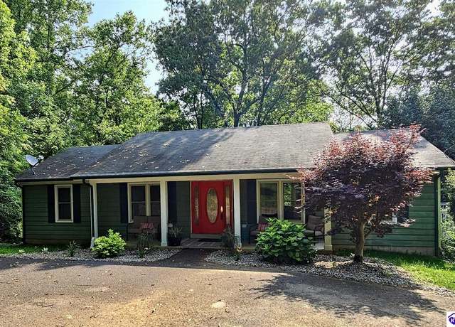 Property at 528 Bradley Trl, Elizabethtown, KY 42701, 4 beds, 3 baths